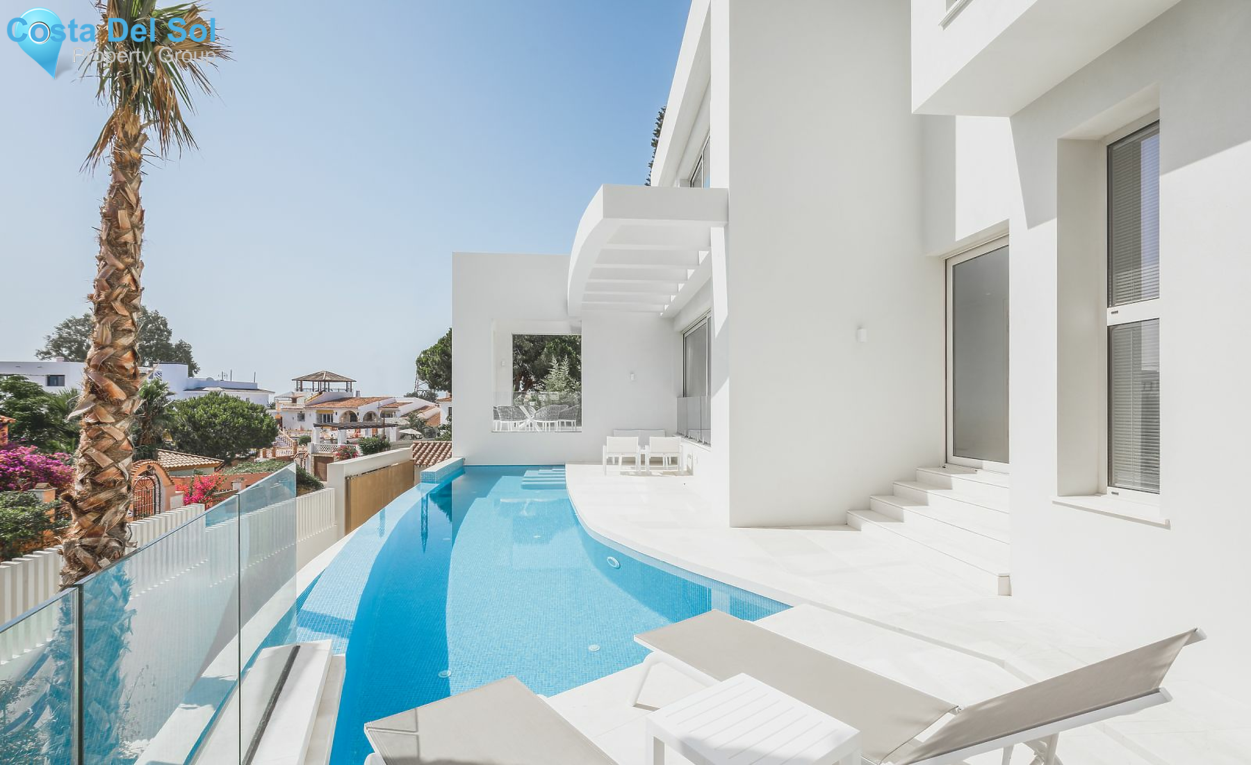 Detached Villa in Nueva Andalucía-1173477