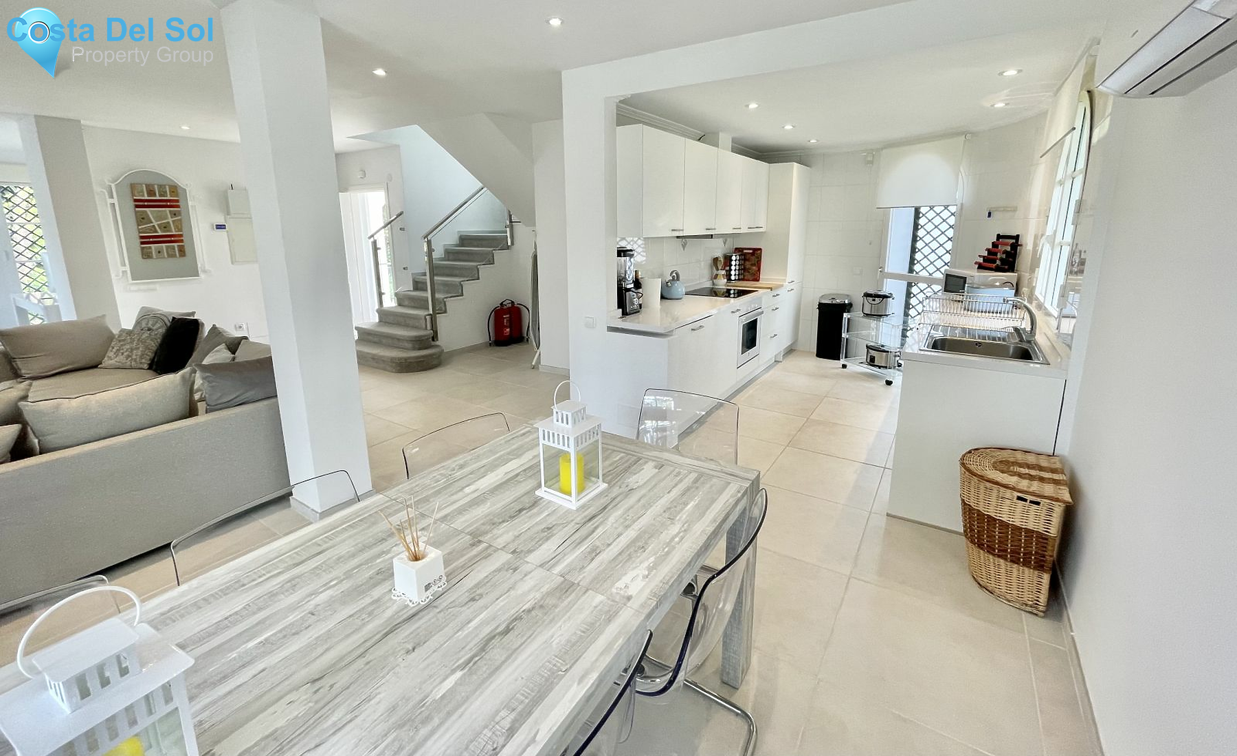 Detached Villa in Nueva Andalucía-1178113