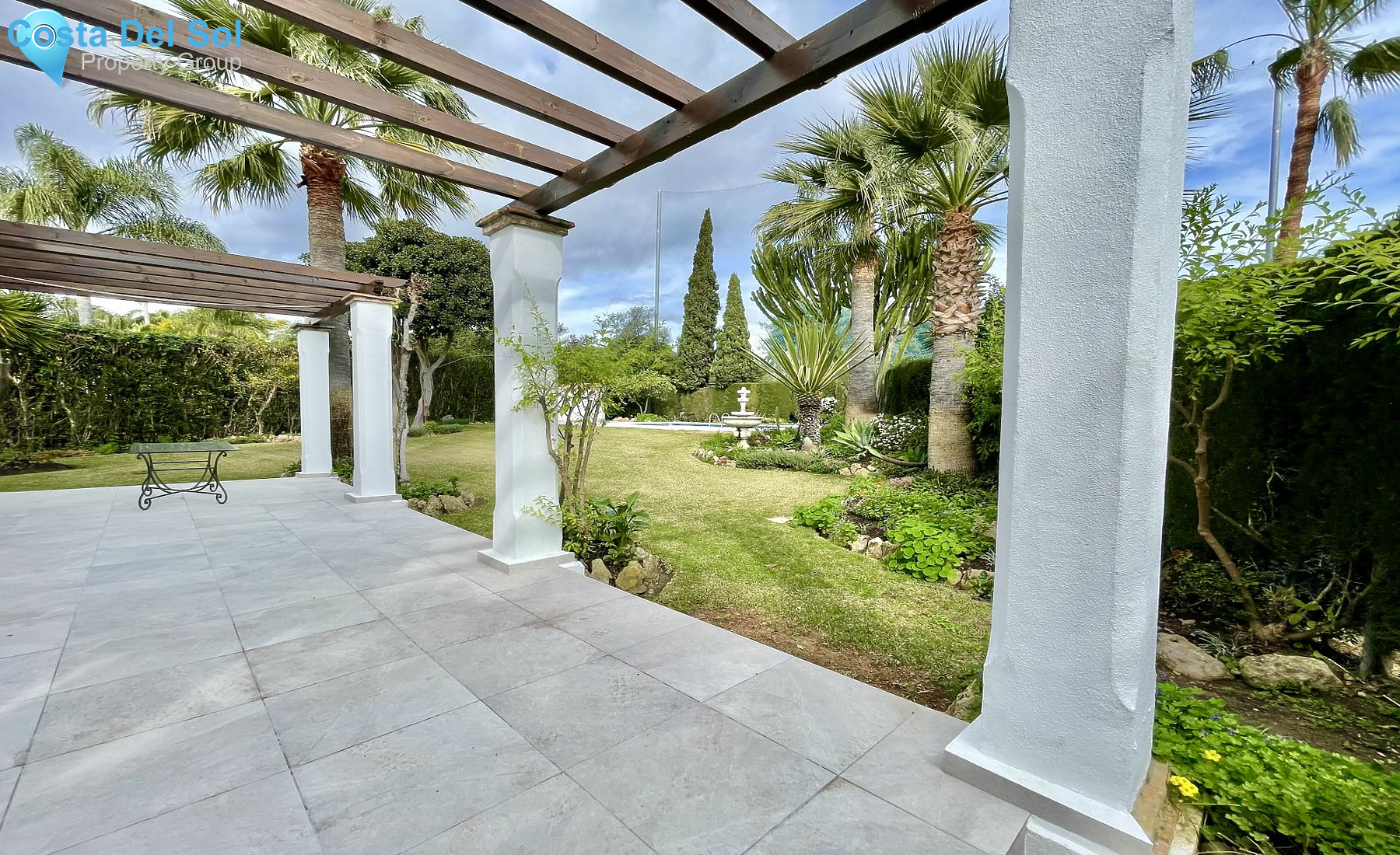 Detached Villa in Nueva Andalucía-1178116
