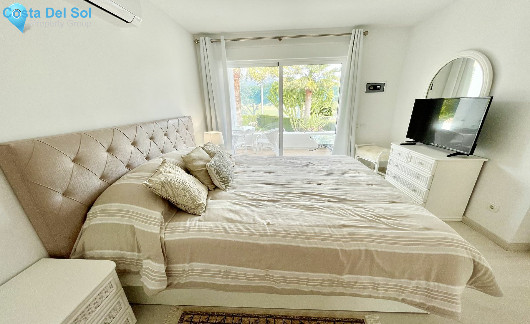 Detached Villa in Nueva Andalucía-1178119