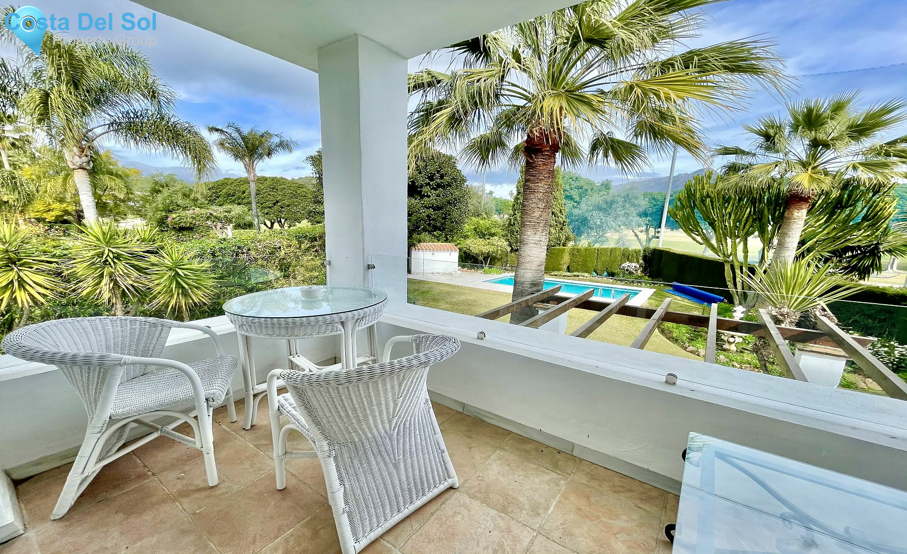 Detached Villa in Nueva Andalucía-1178106