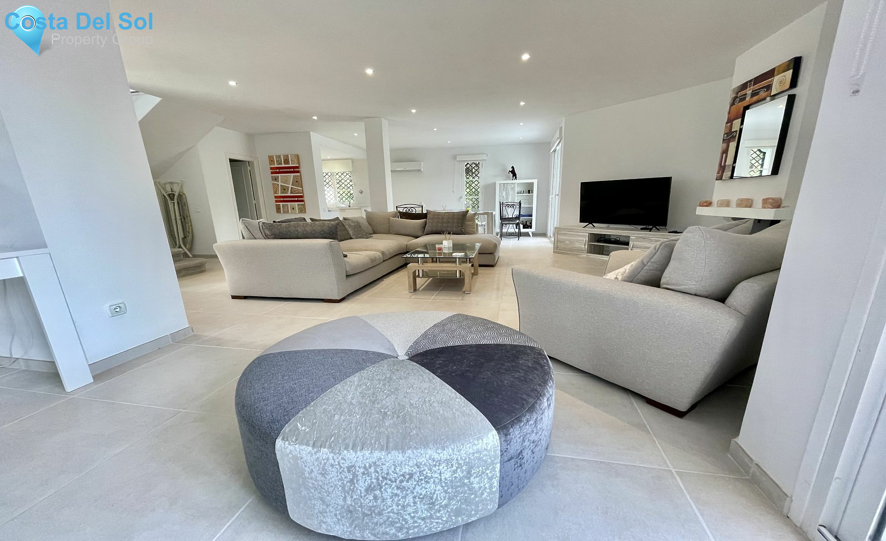 Detached Villa in Nueva Andalucía-1178111