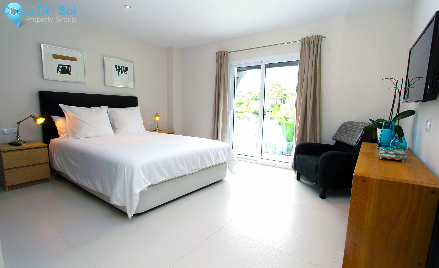 Detached Villa in Nueva Andalucía-1216087