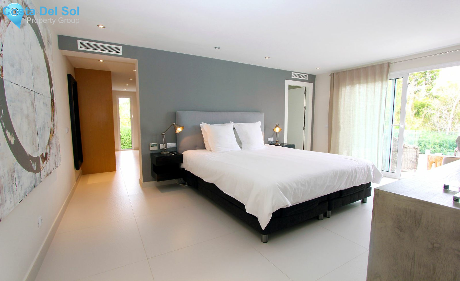 Detached Villa in Nueva Andalucía-1216076