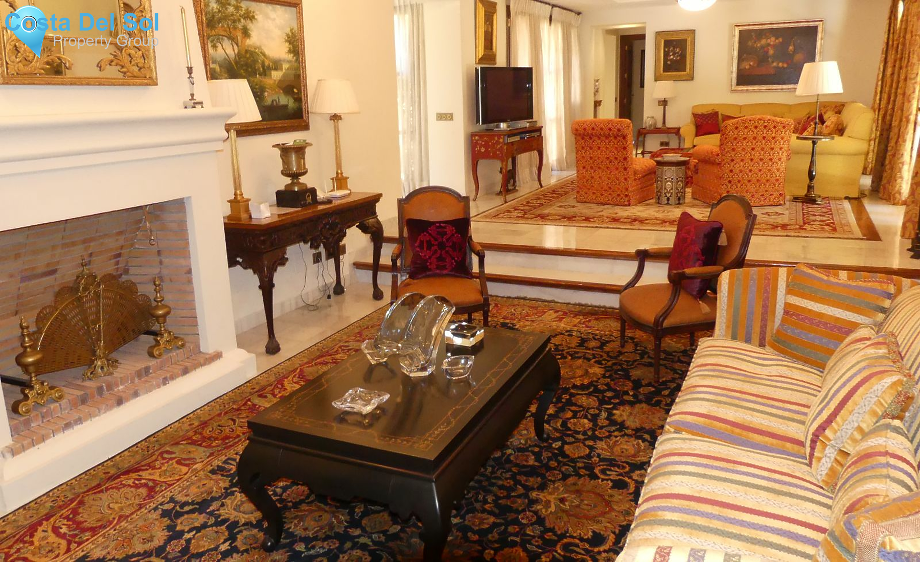 Detached Villa in Nueva Andalucía-1219478