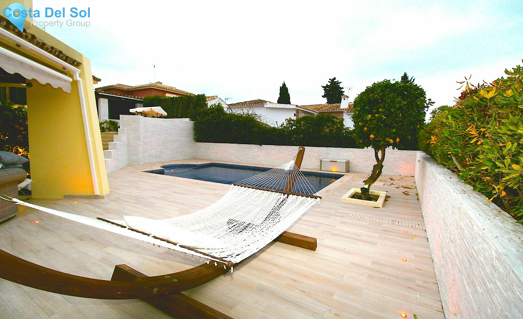 Detached Villa in Nueva Andalucía-1221111