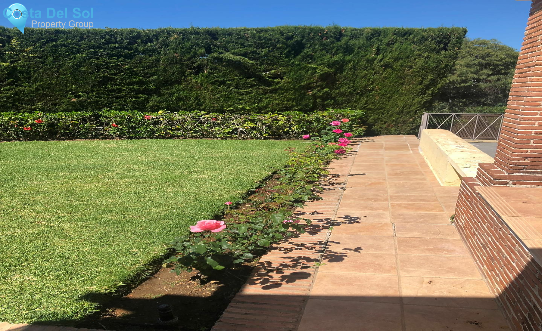 Detached Villa in Nueva Andalucía-1233298