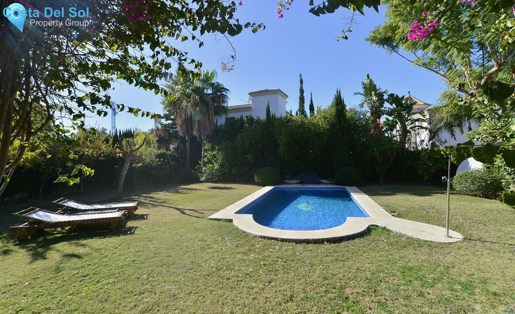 Detached Villa in Nueva Andalucía-1391205