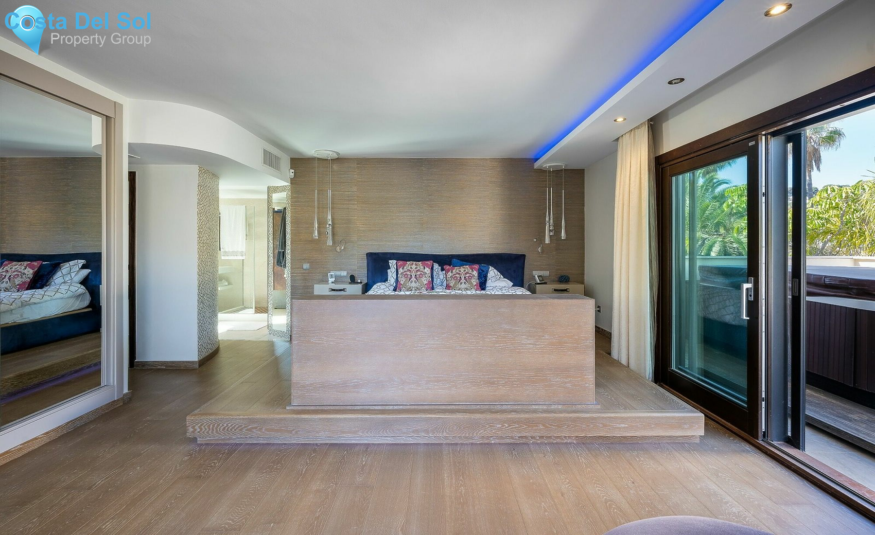 Detached Villa in Nueva Andalucía-1399165