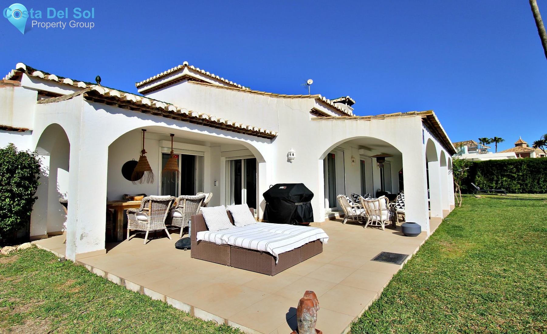 Detached Villa in Nueva Andalucía-1420611