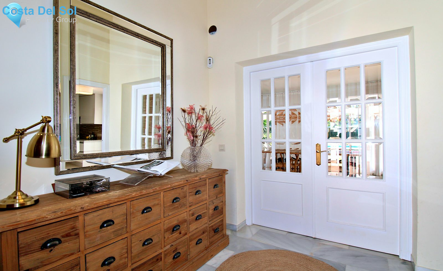 Detached Villa in Nueva Andalucía-1420597