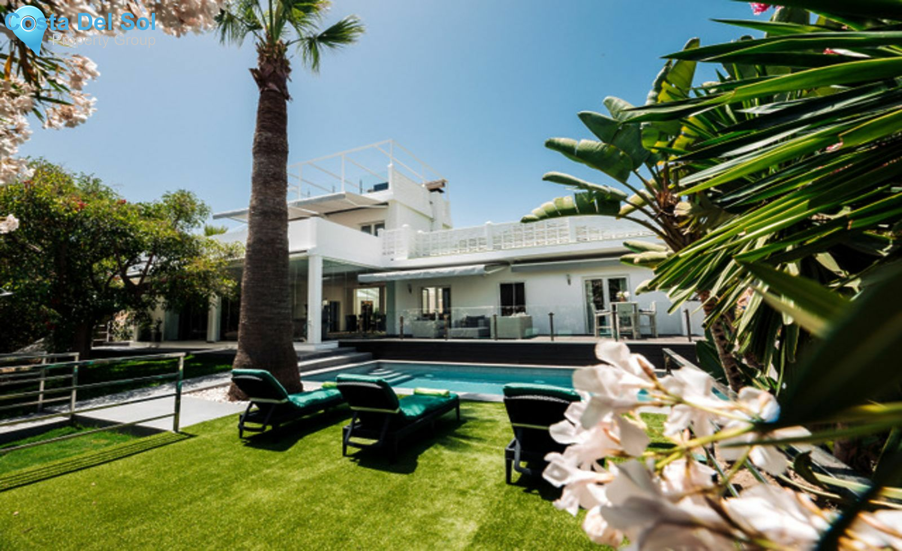 Detached Villa in Nueva Andalucía-1447691