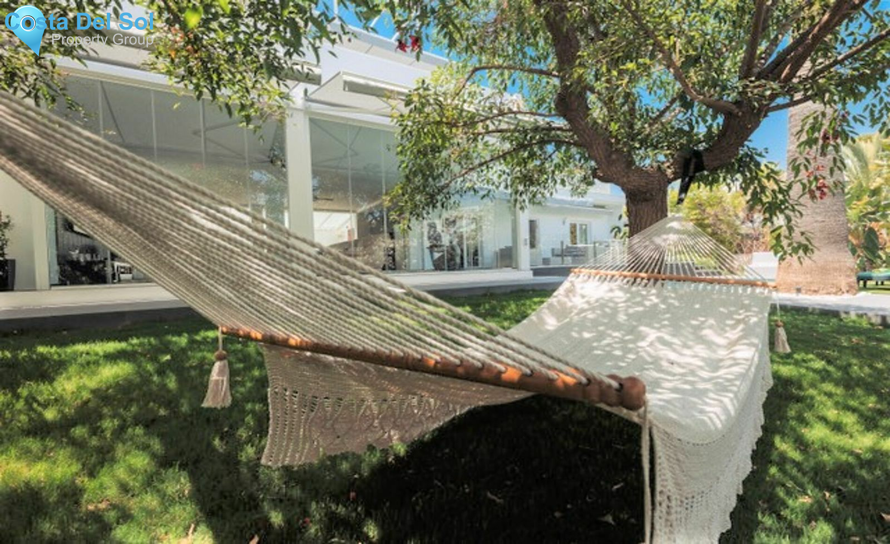 Detached Villa in Nueva Andalucía-1447695
