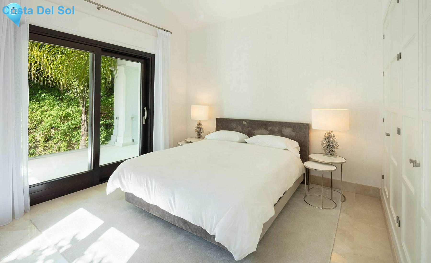 Detached Villa in Nueva Andalucía-1464713