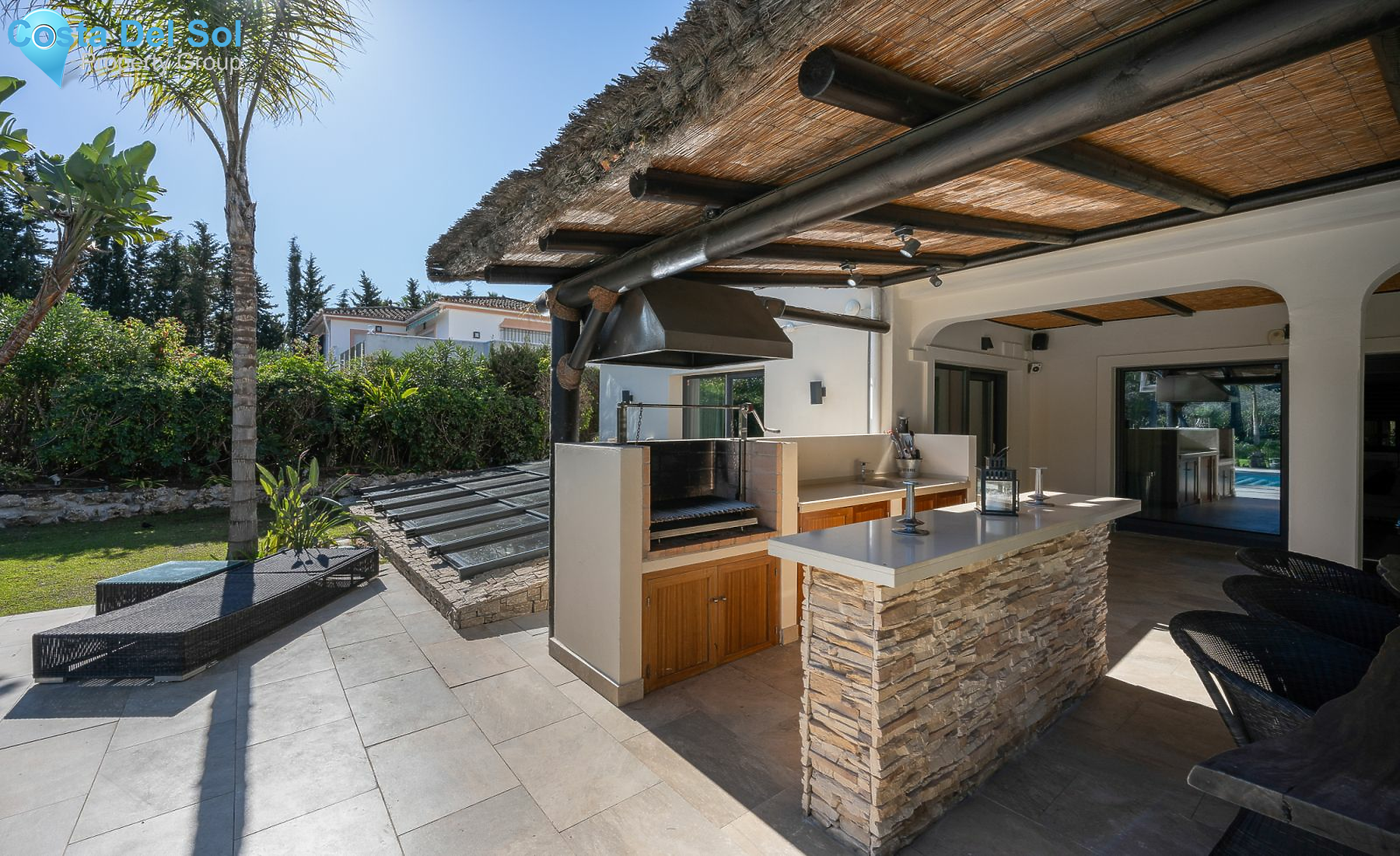 Detached Villa in Nueva Andalucía-1470159
