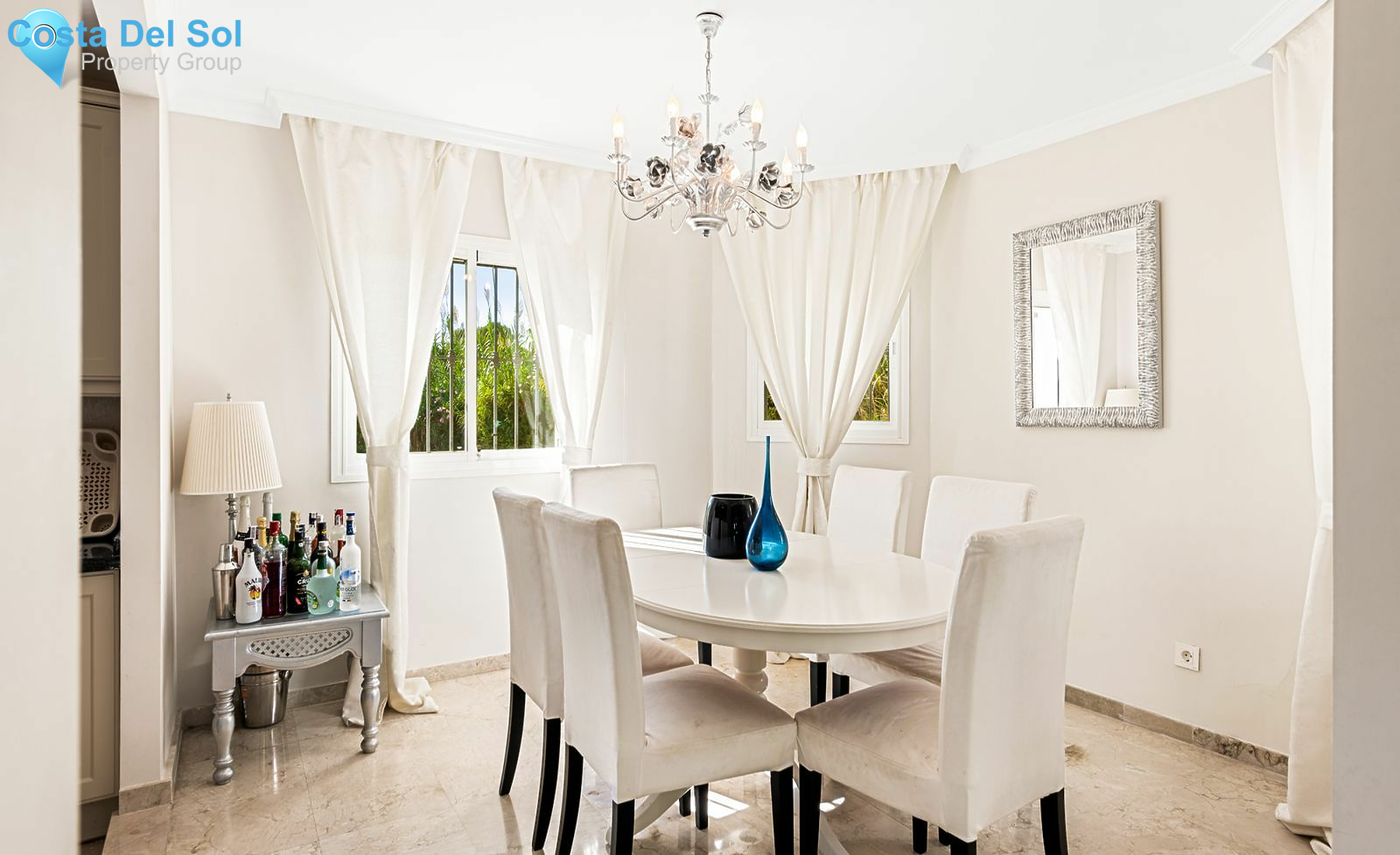 Detached Villa in Nueva Andalucía-1471886