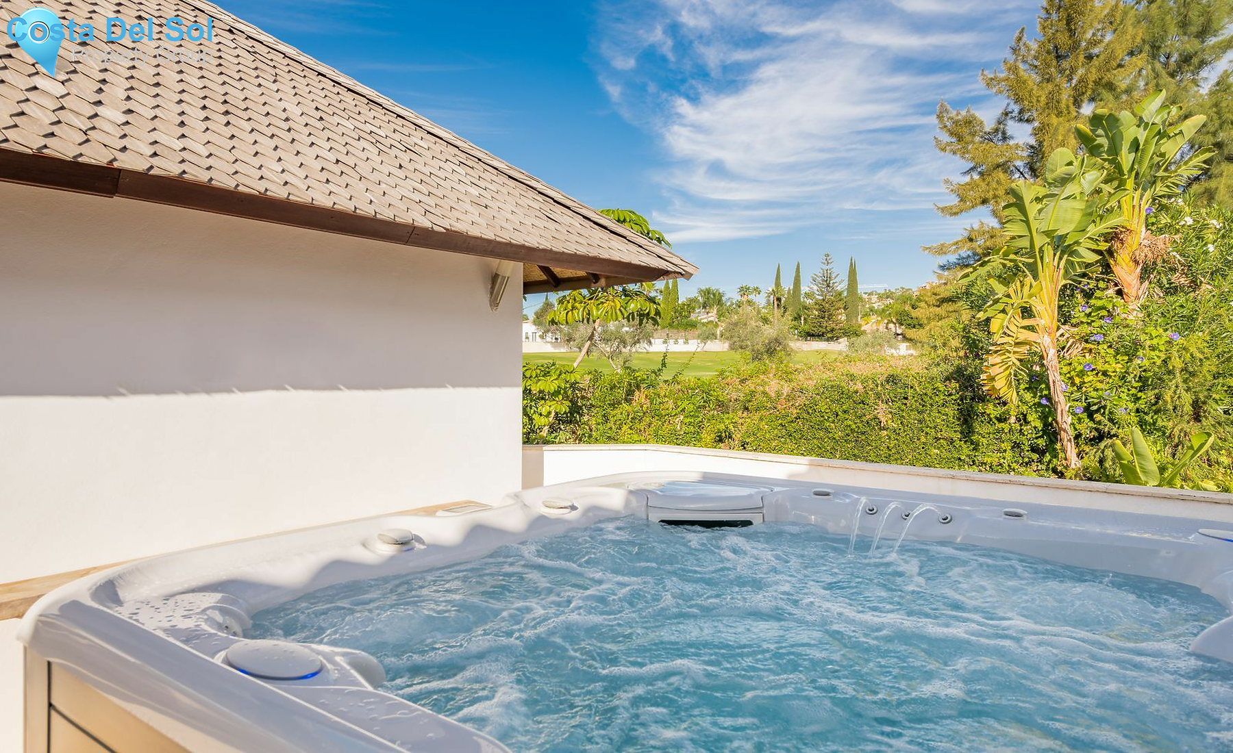 Detached Villa in Nueva Andalucía-1471889