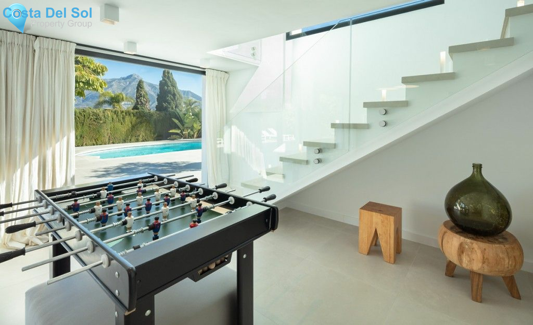 Detached Villa in Nueva Andalucía-1496870