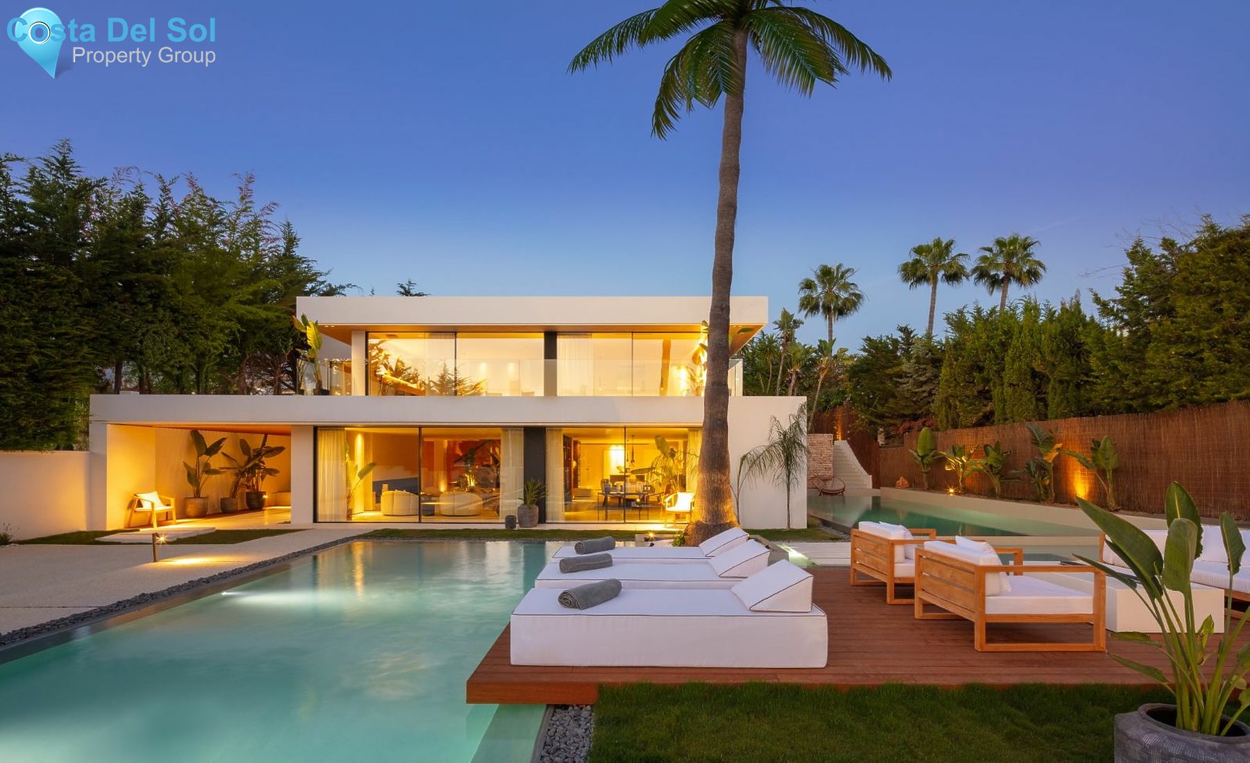 Detached Villa in Nueva Andalucía