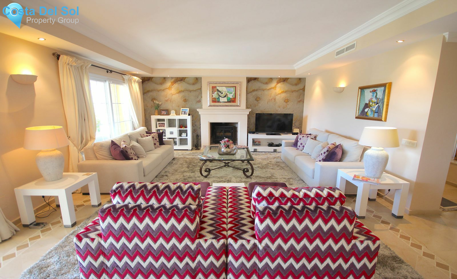 Detached Villa in Nueva Andalucía-1514460