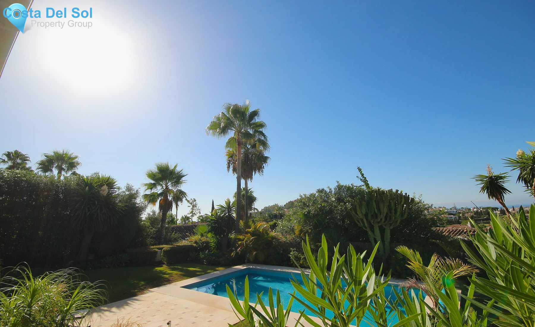 Detached Villa in Nueva Andalucía-1514463
