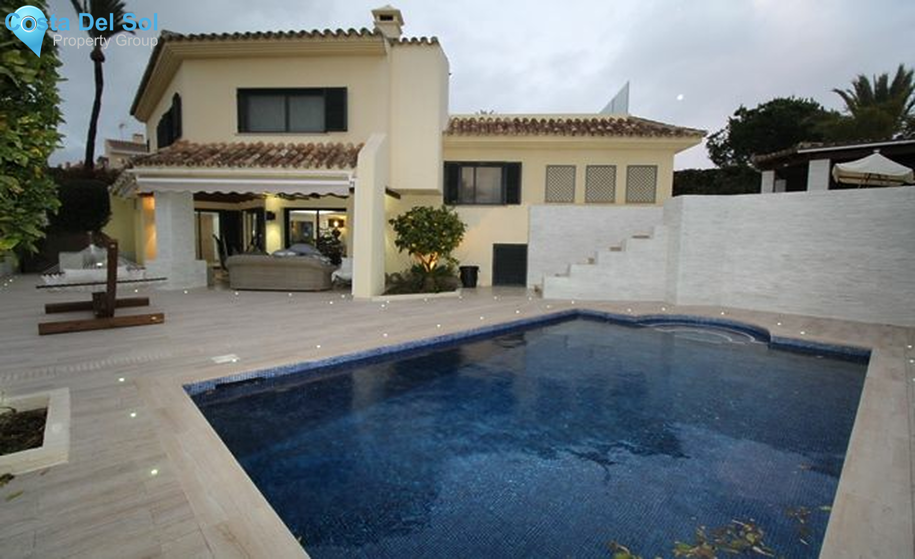 Detached Villa in Nueva Andalucía