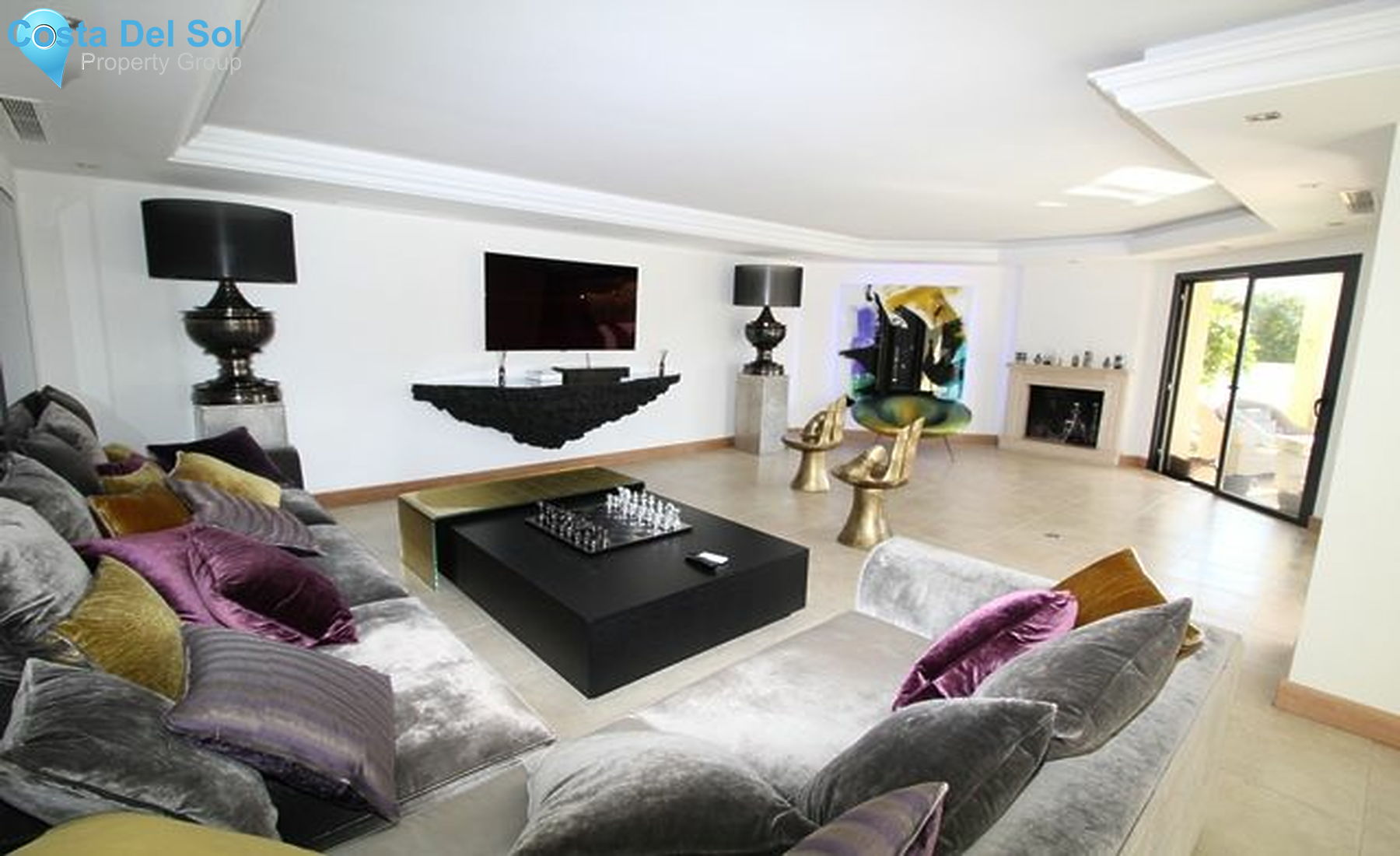 Detached Villa in Nueva Andalucía-1531037