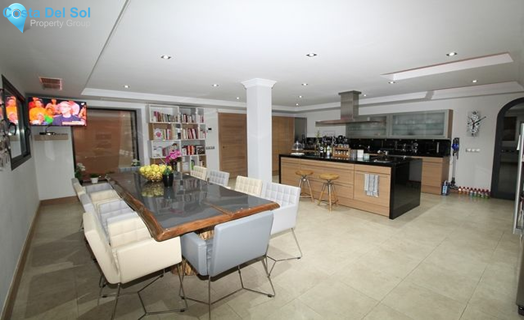 Detached Villa in Nueva Andalucía-1531041