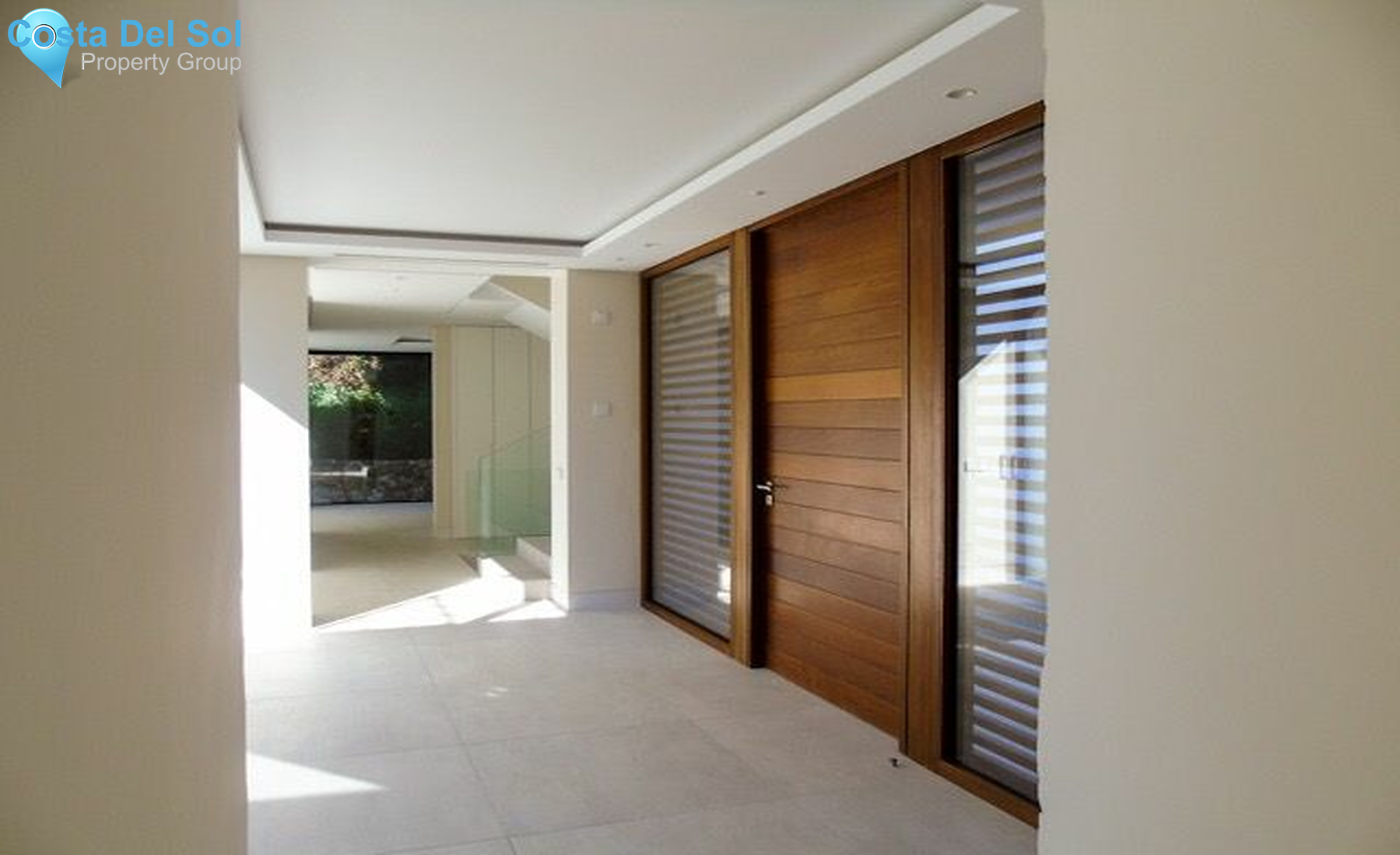 Detached Villa in Nueva Andalucía-1532695