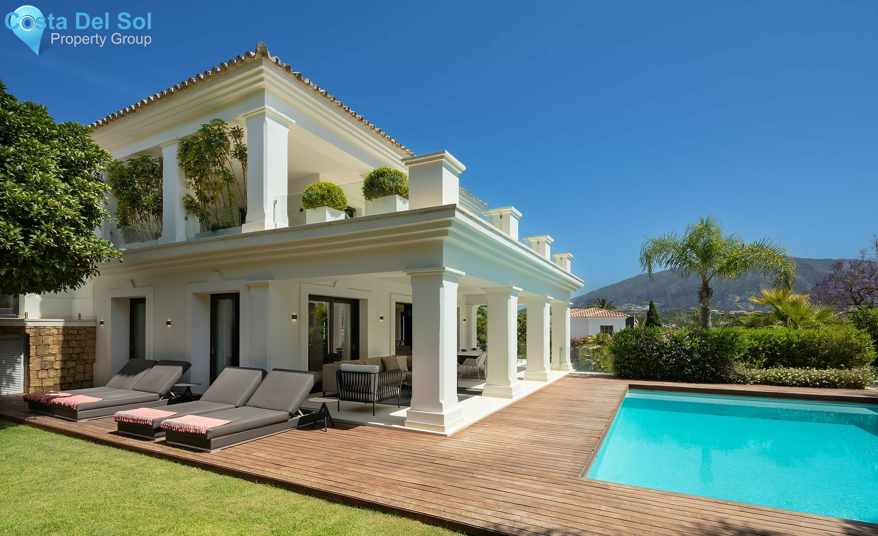 Detached Villa in Nueva Andalucía-1534653