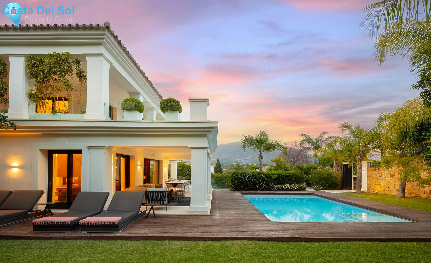 Detached Villa in Nueva Andalucía-1534656
