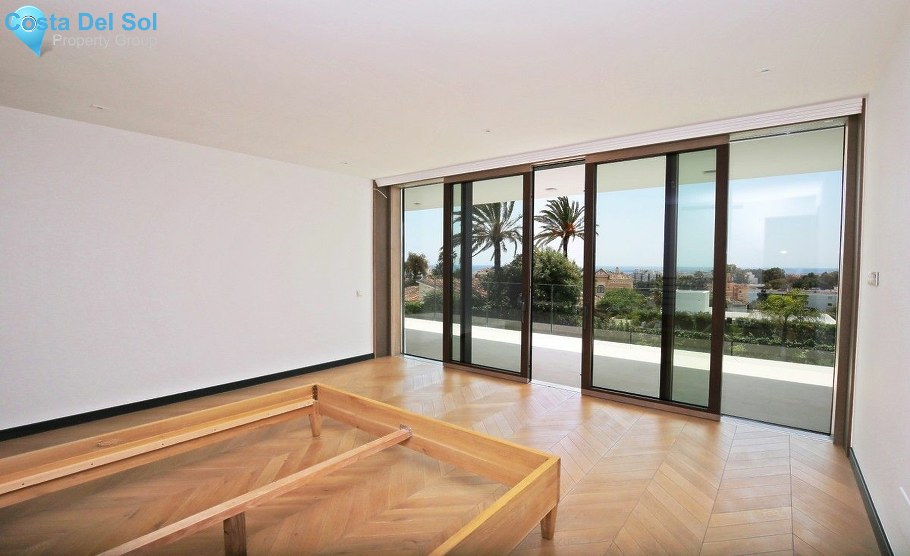 Detached Villa in Nueva Andalucía-1544497