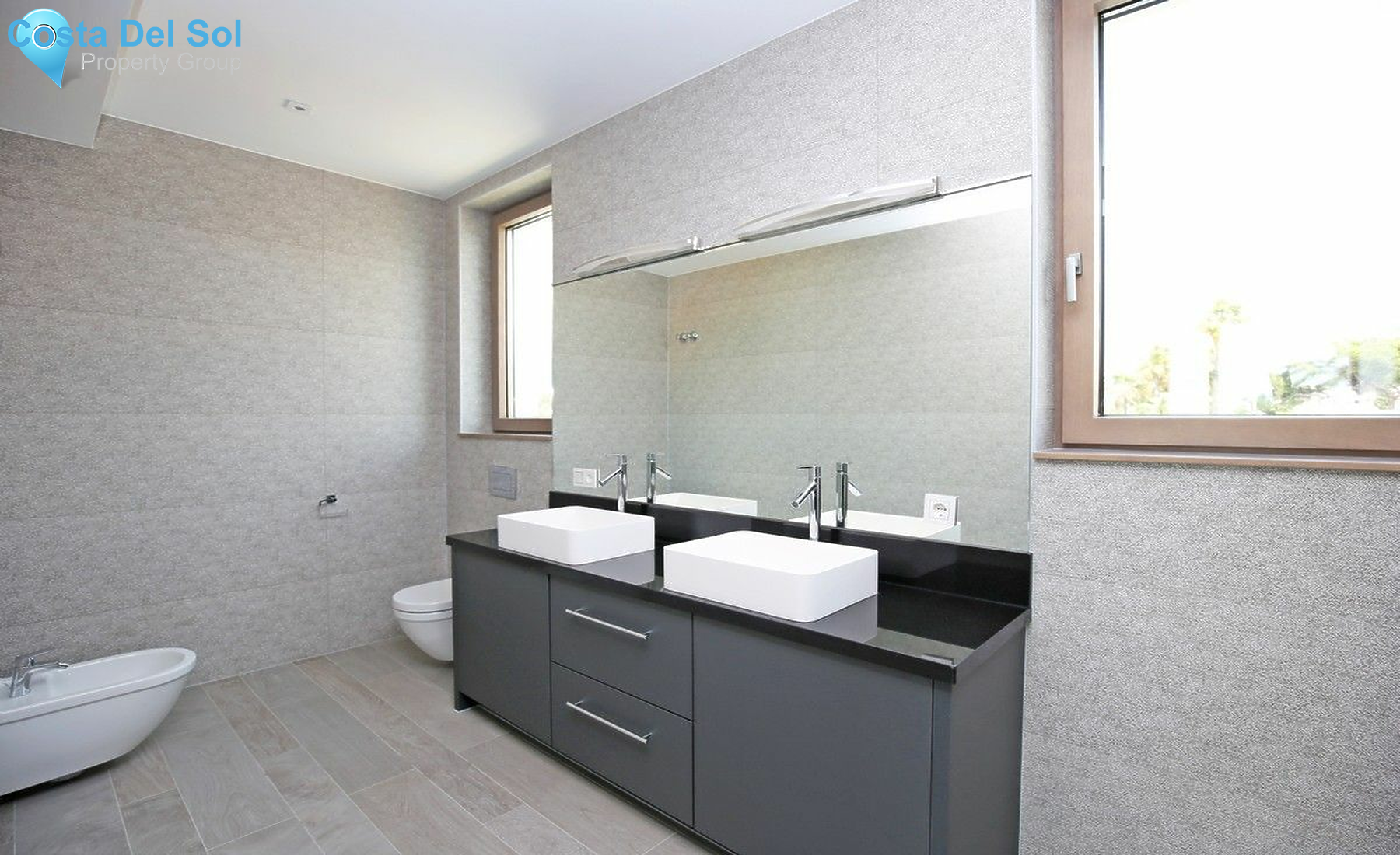 Detached Villa in Nueva Andalucía-1544506