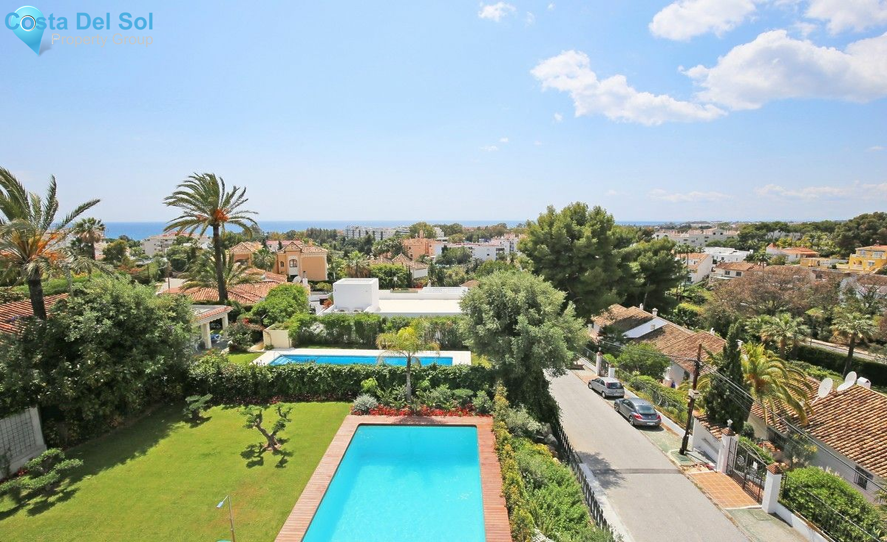 Detached Villa in Nueva Andalucía-1544490