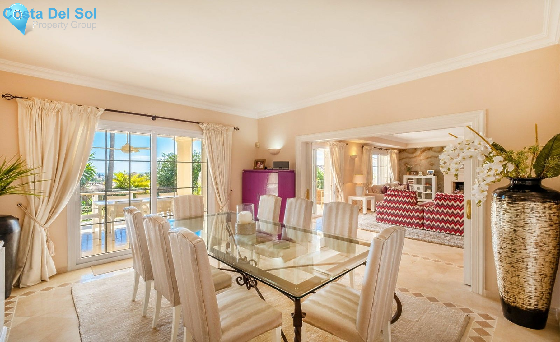 Detached Villa in Nueva Andalucía-1547135