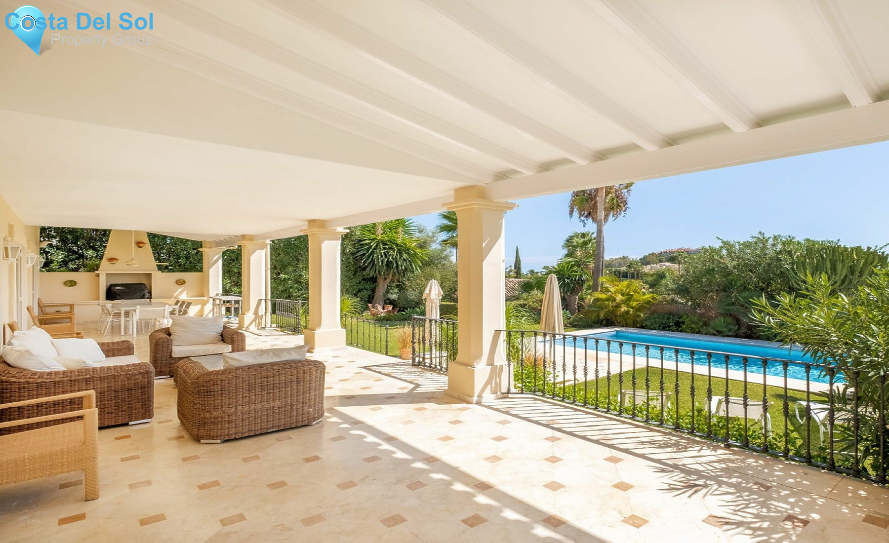 Detached Villa in Nueva Andalucía-1547137