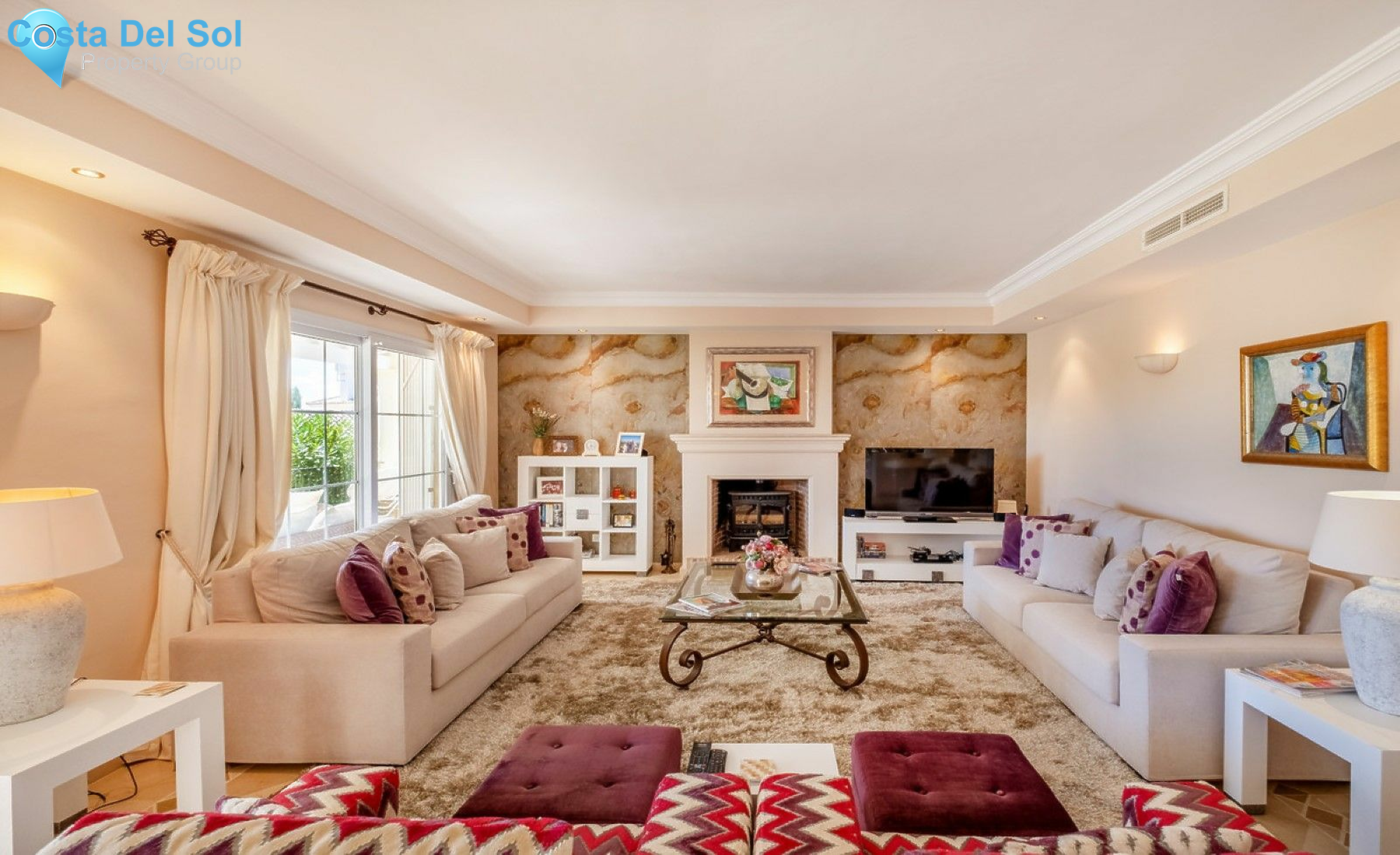 Detached Villa in Nueva Andalucía-1547140
