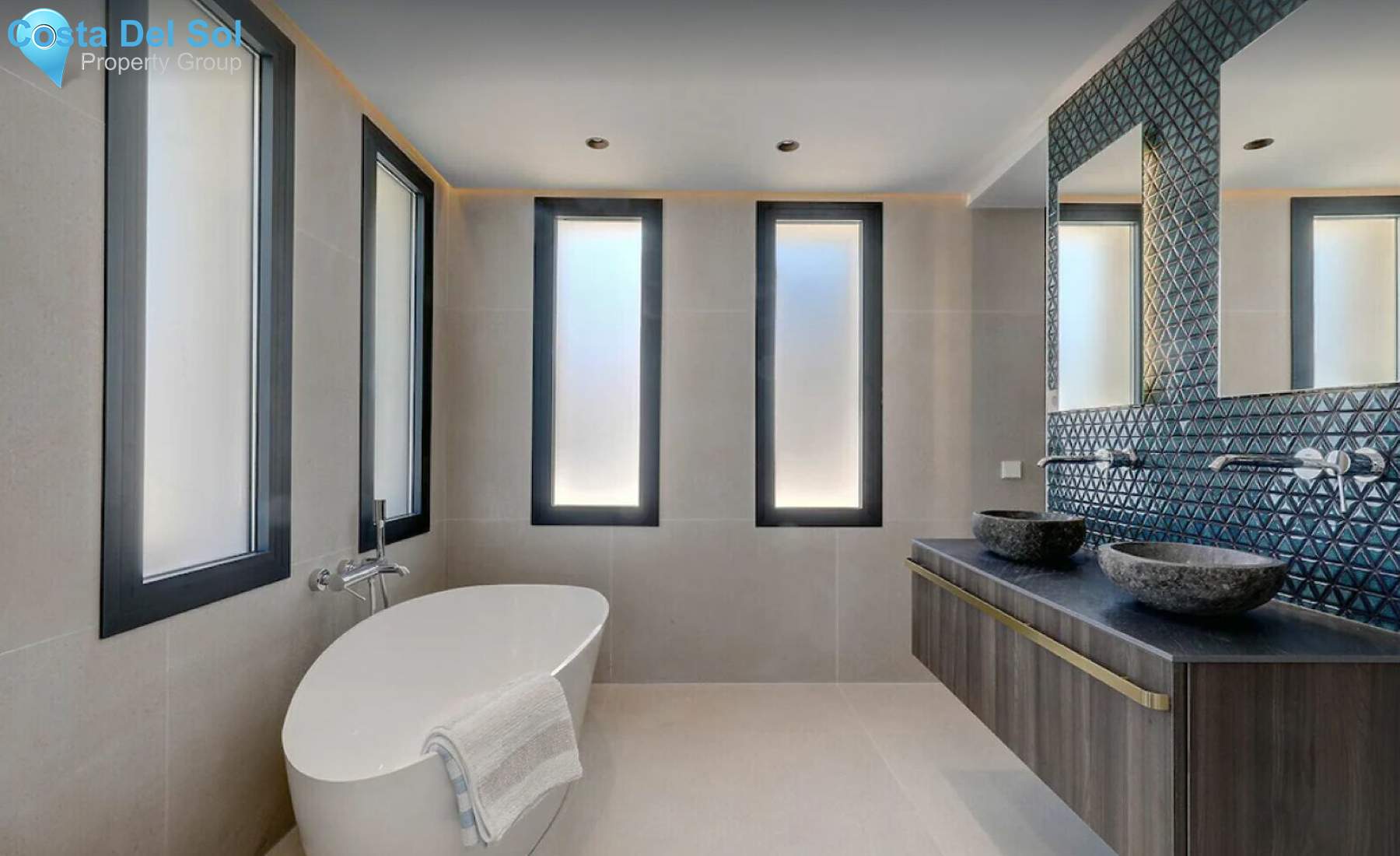 Detached Villa in Puerto Banús-1393125