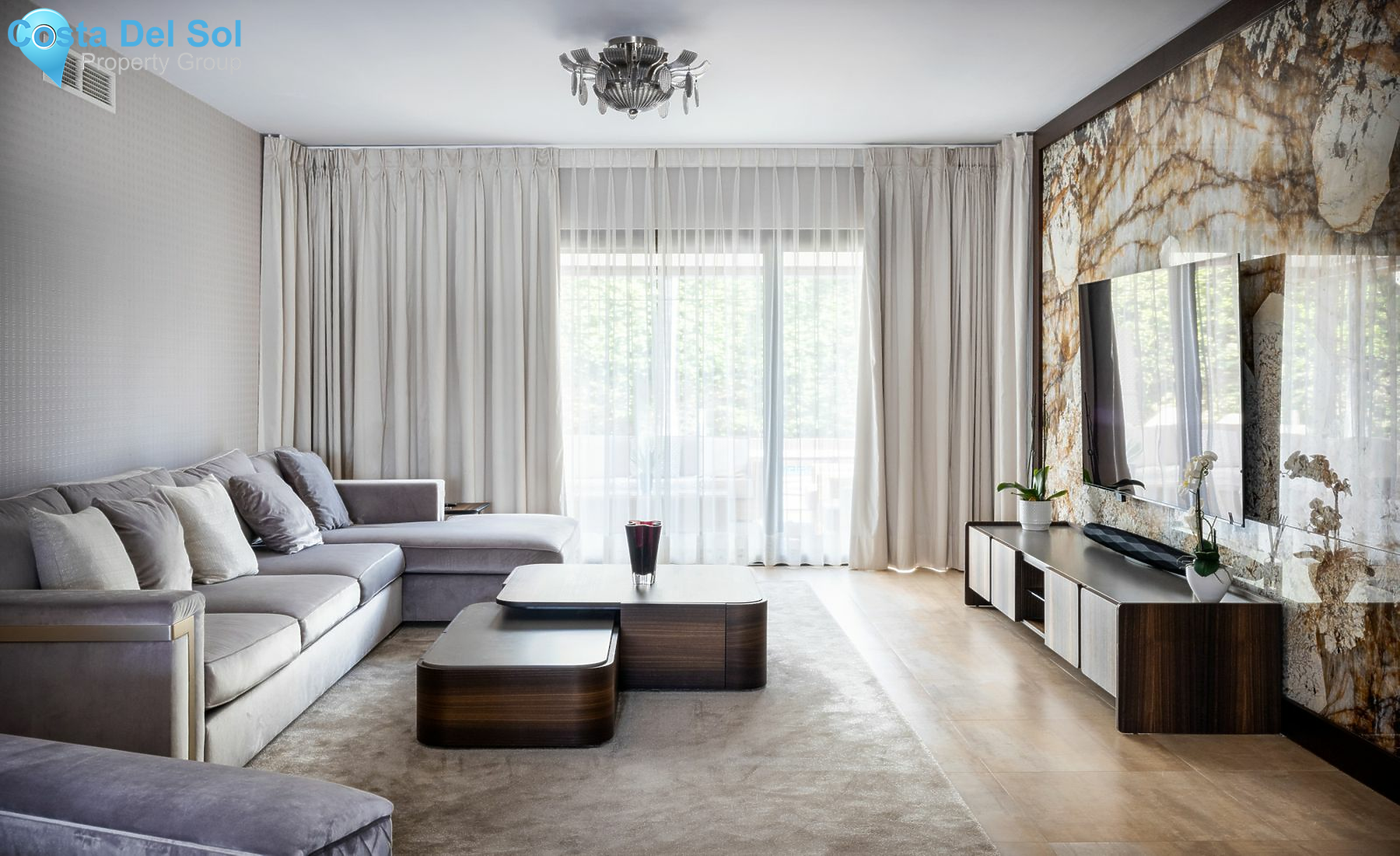 Detached Villa in Puerto Banús-1489200