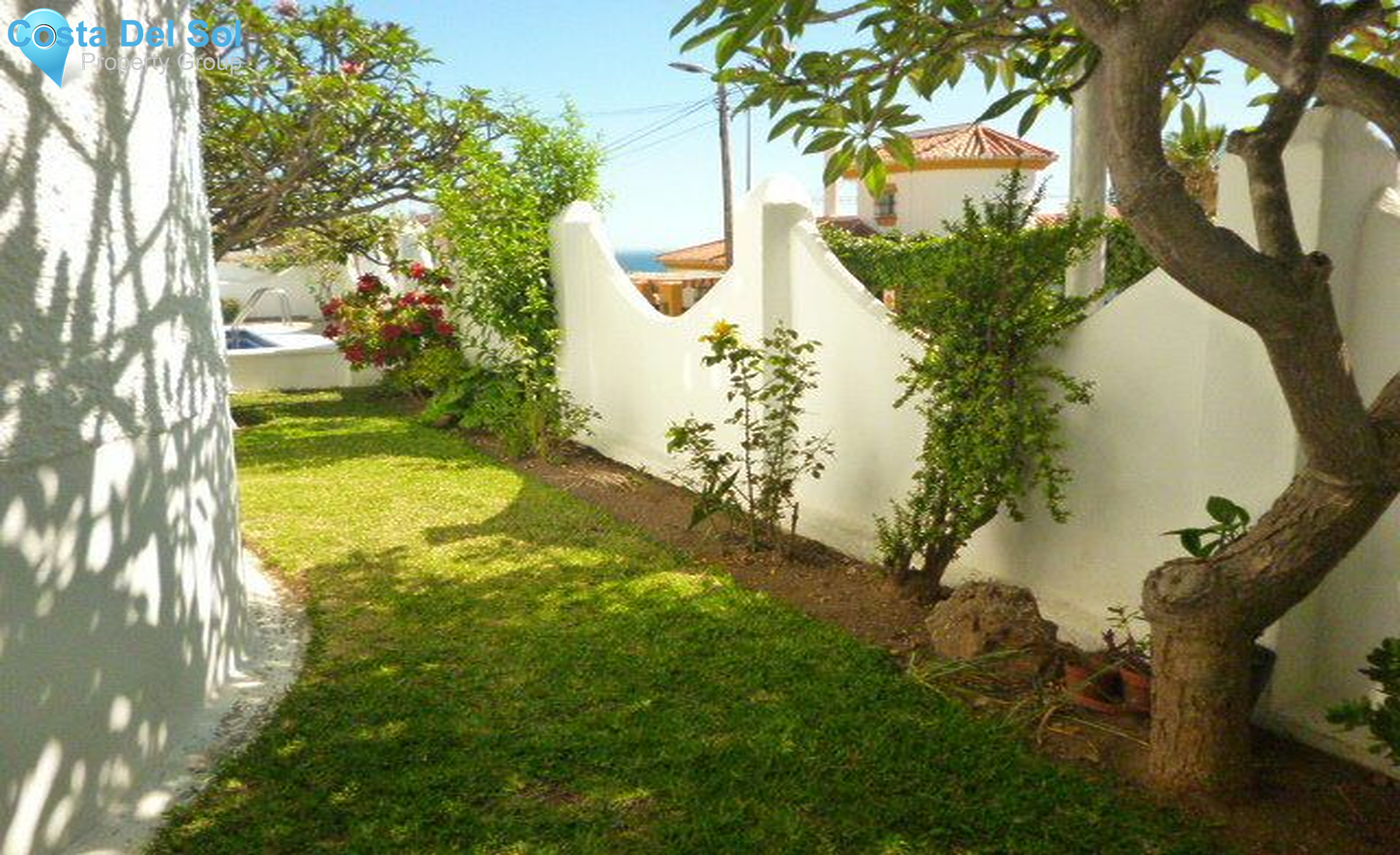 Detached Villa in Rincón de la Victoria-1232536