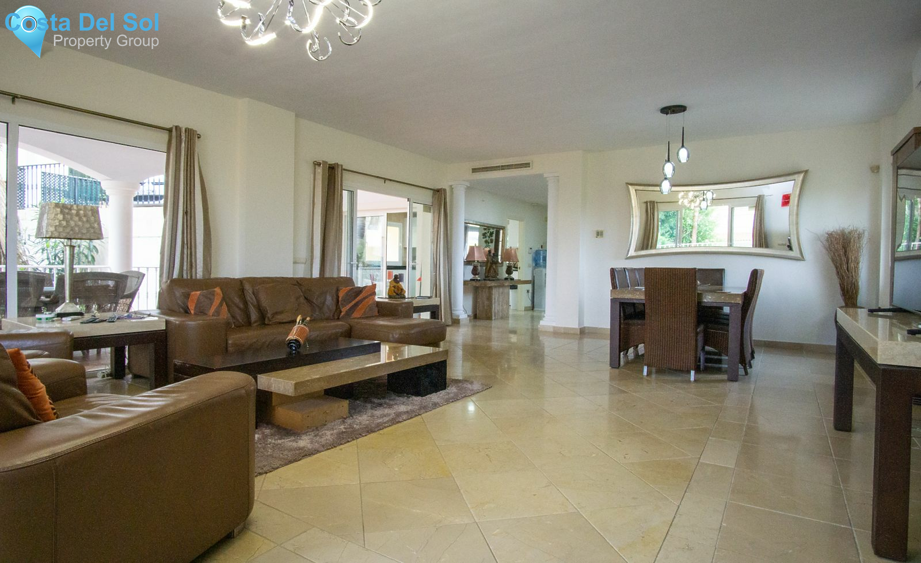 Detached Villa in Riviera del Sol-1129854
