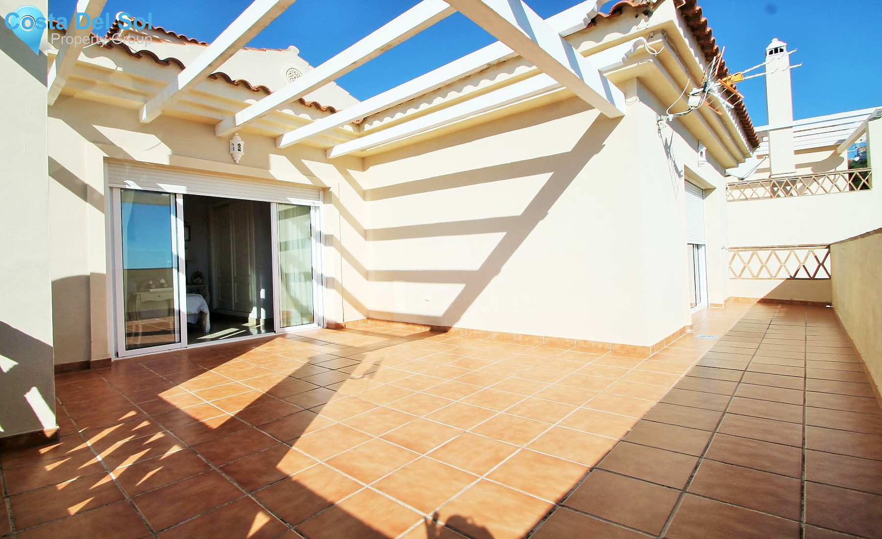 Detached Villa in Riviera del Sol-1152081