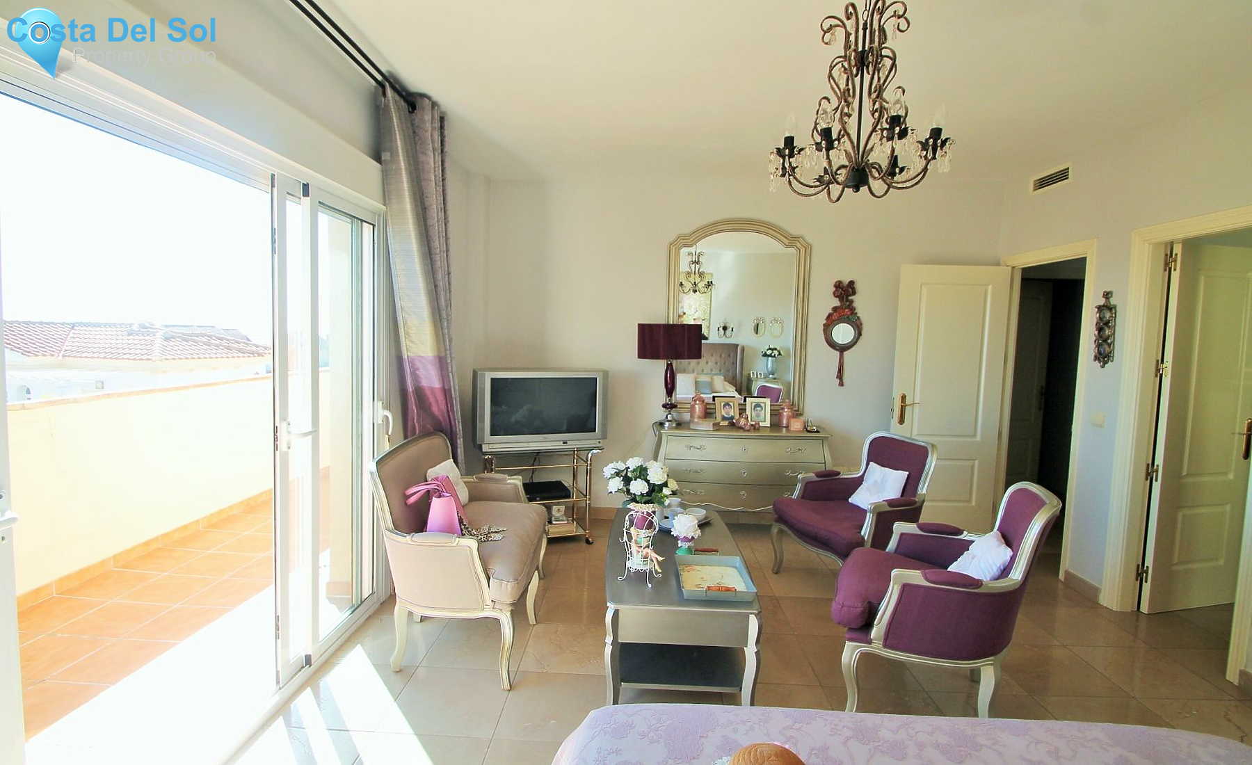 Detached Villa in Riviera del Sol-1152083