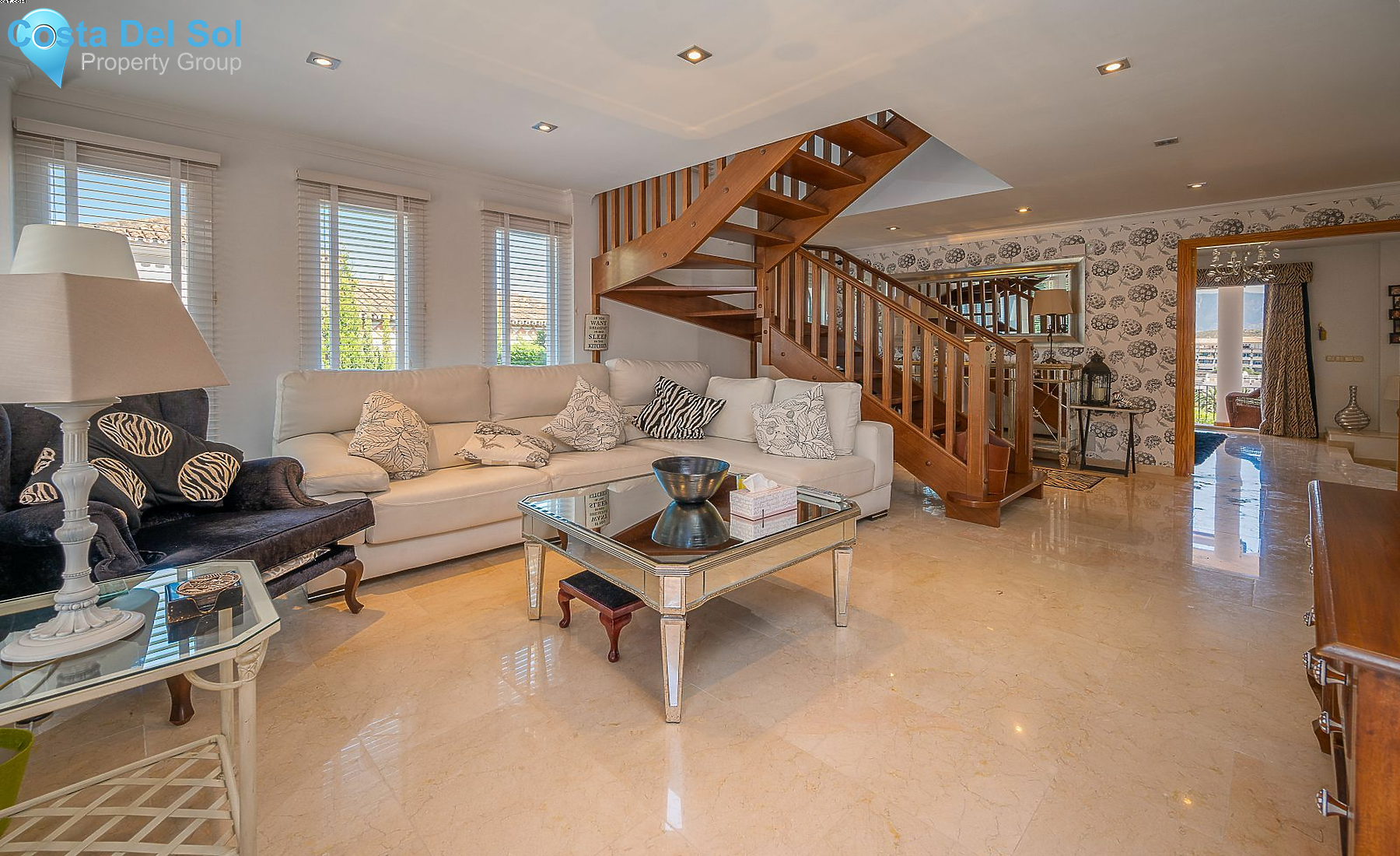 Detached Villa in Miraflores-1174510