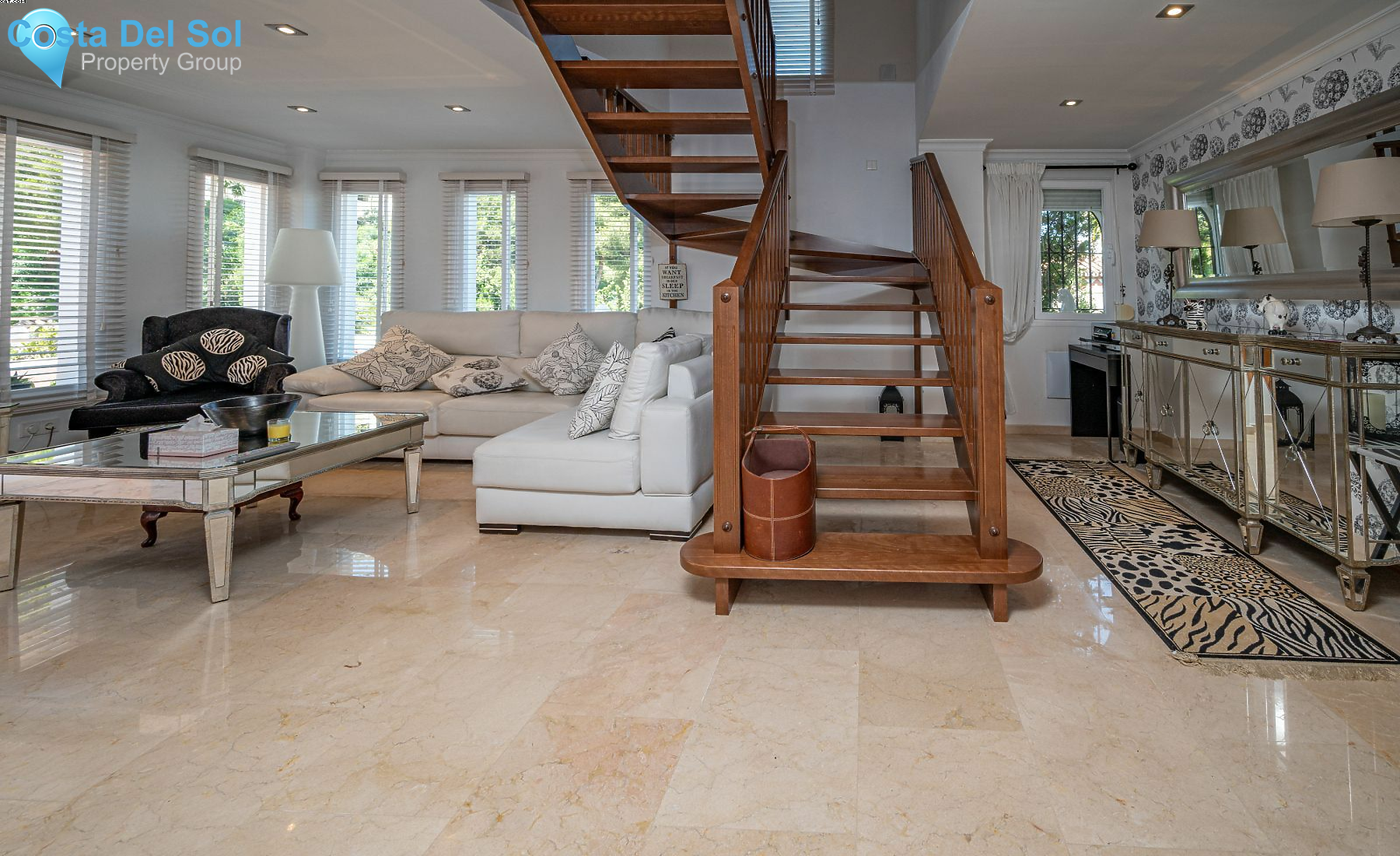 Detached Villa in Miraflores-1174511