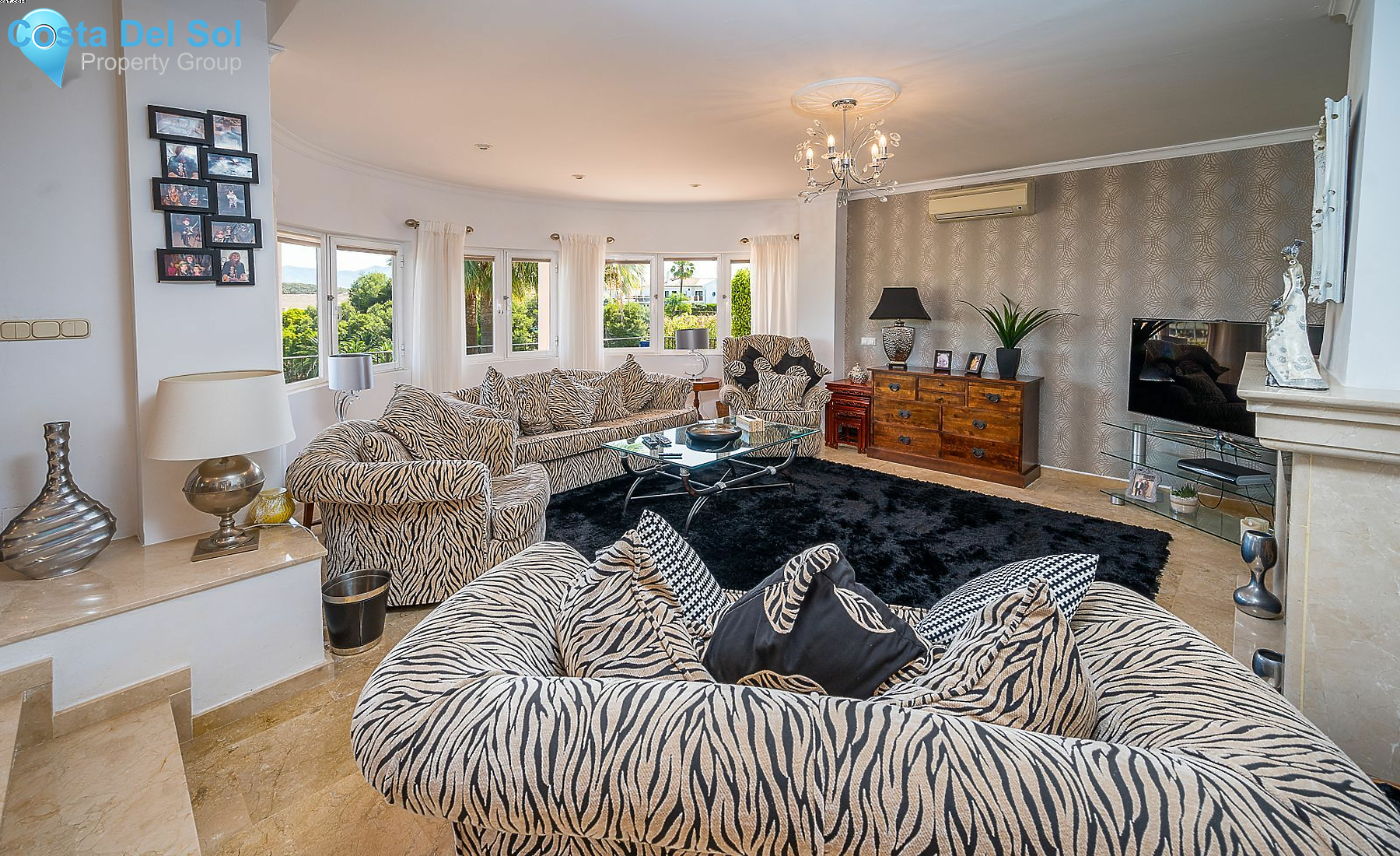 Detached Villa in Miraflores-1174513