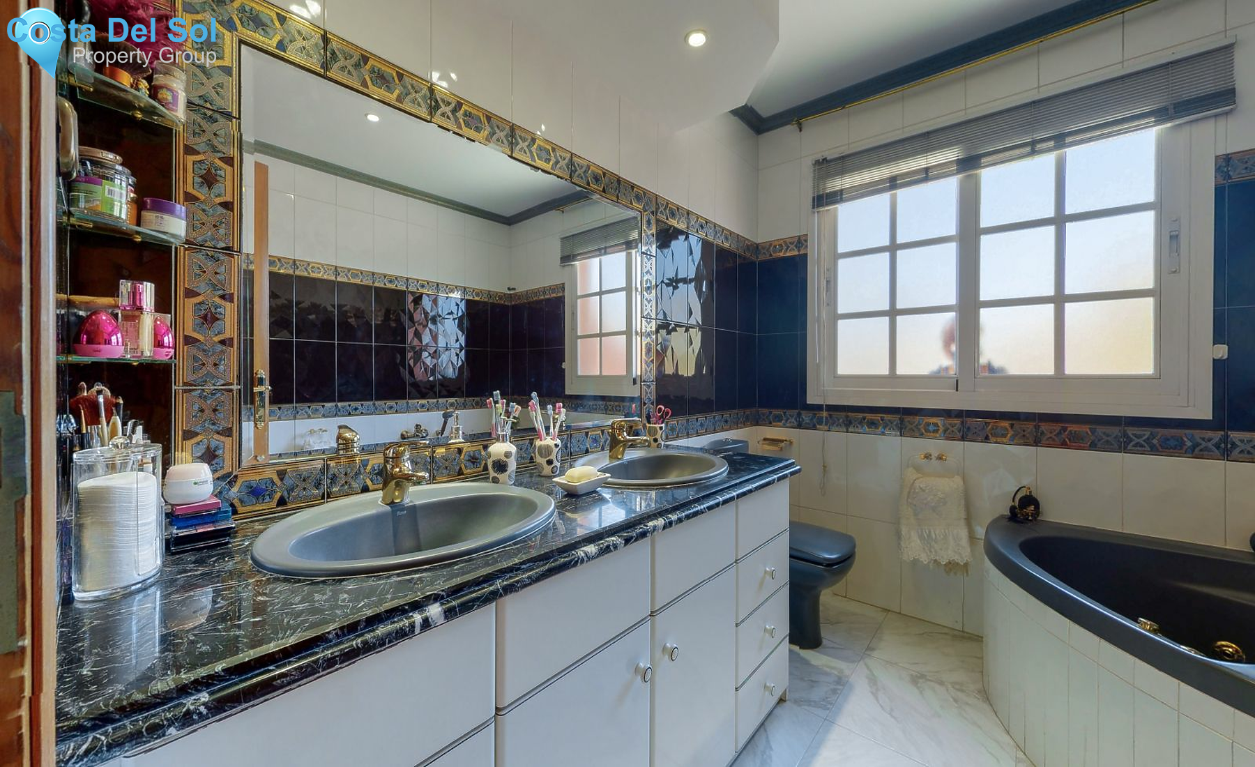 Detached Villa in San Pedro de Alcántara-1134742