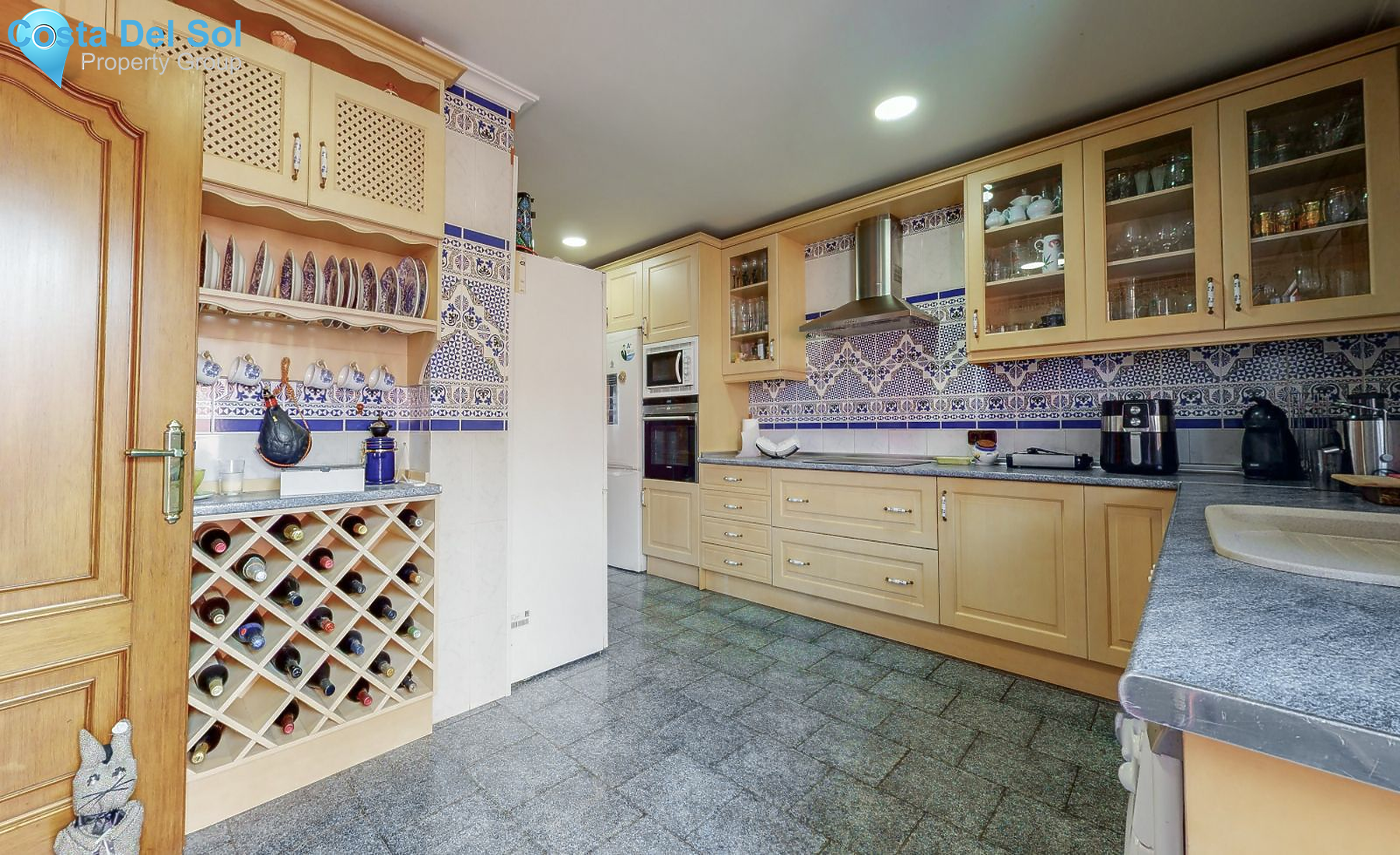 Detached Villa in San Pedro de Alcántara-1134743