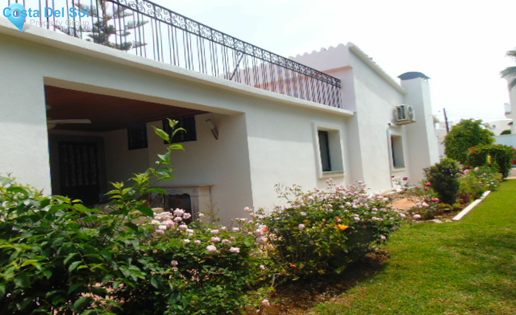 Detached Villa in San Pedro de Alcántara-1449350