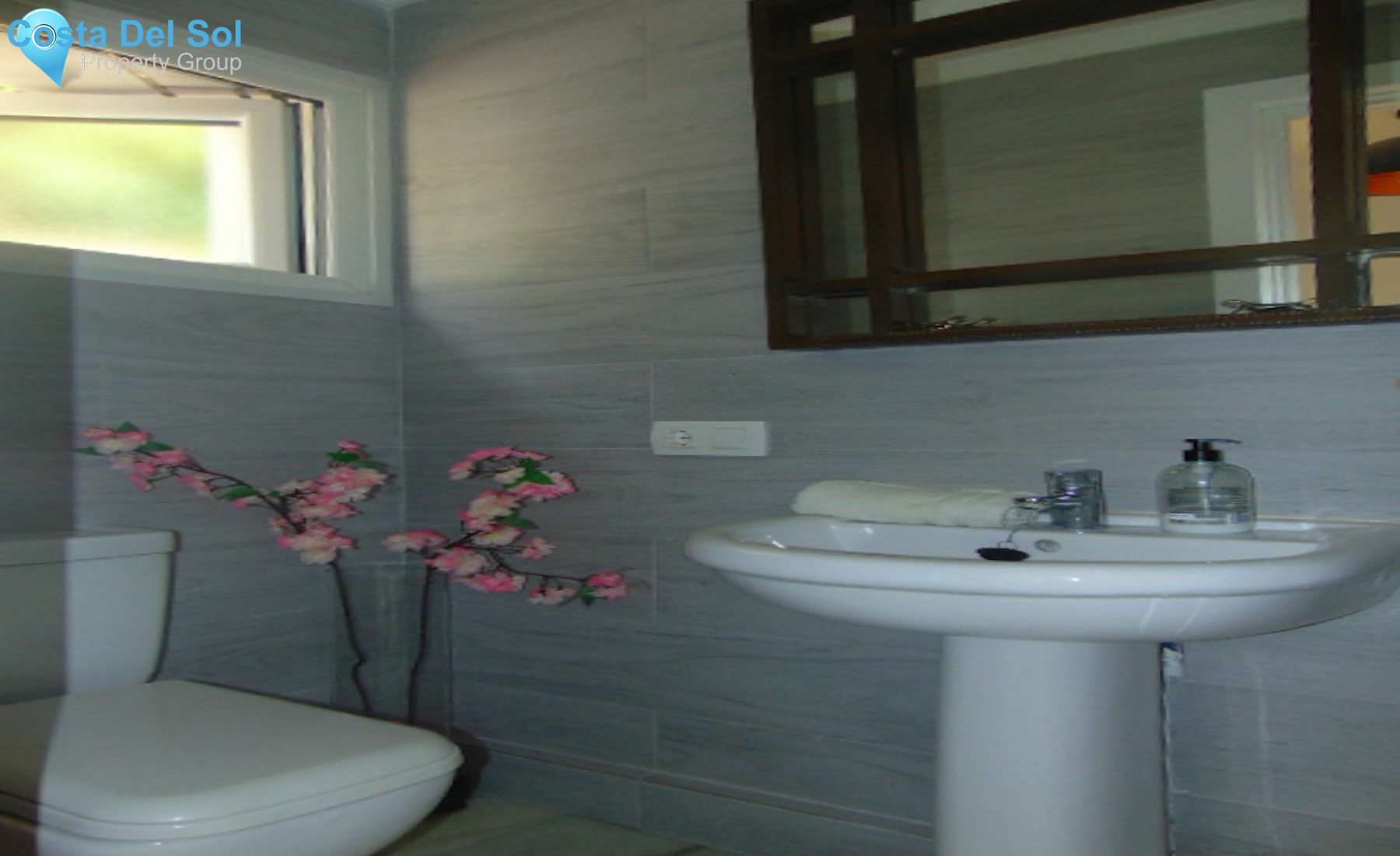 Detached Villa in San Pedro de Alcántara-1449360